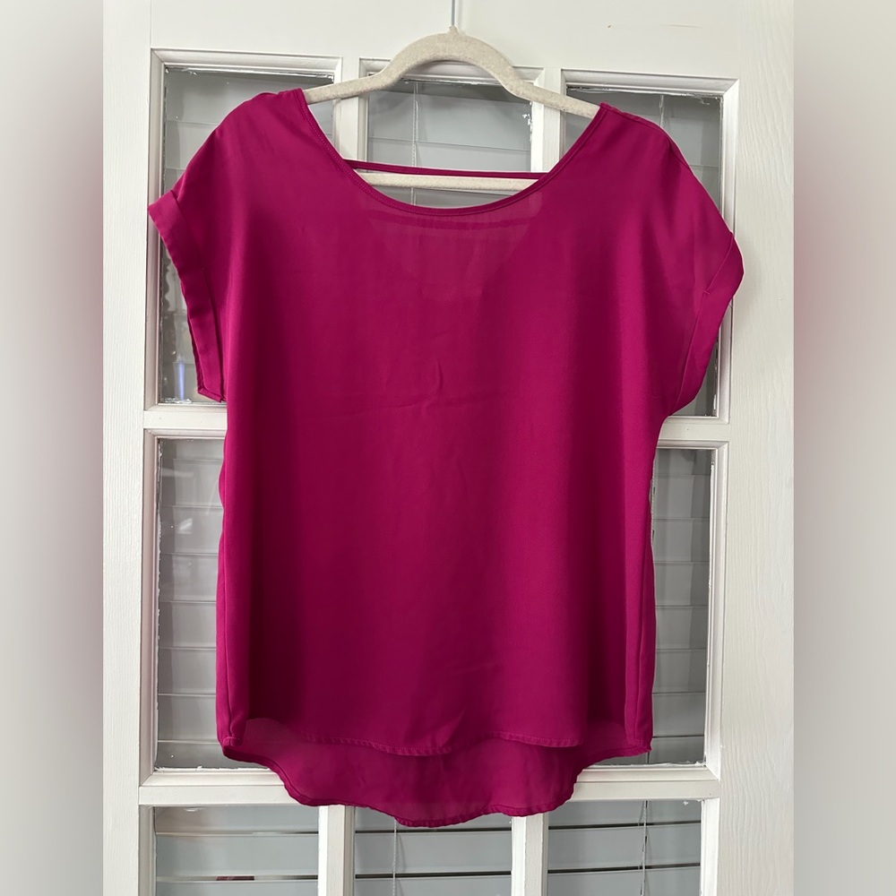 Pink Rose Women’s M Magenta Cuffed Short Sleeve Scoop Neck Blouse | SKU 0456